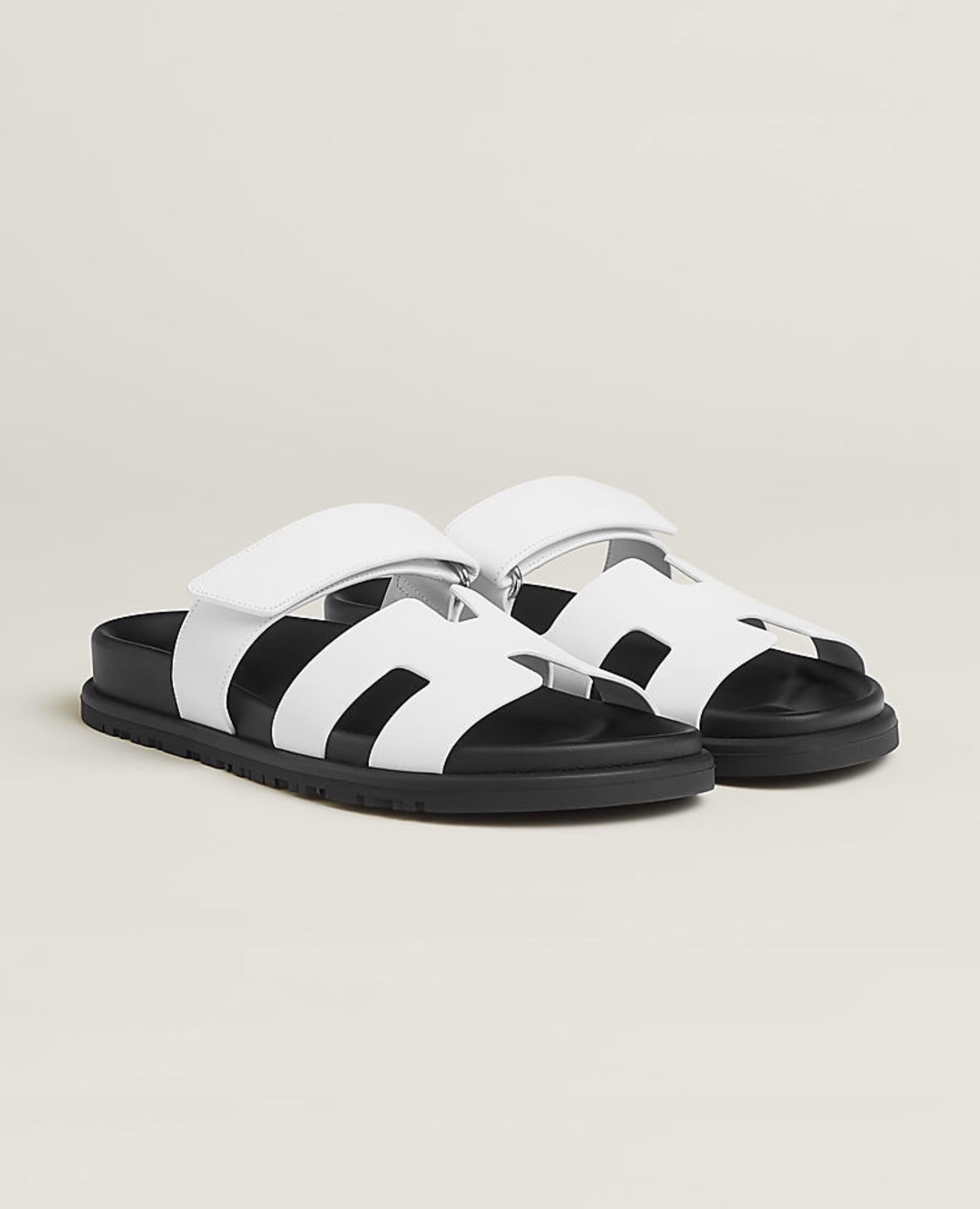 Hermès Chypre Sandal White Goatskin Lining