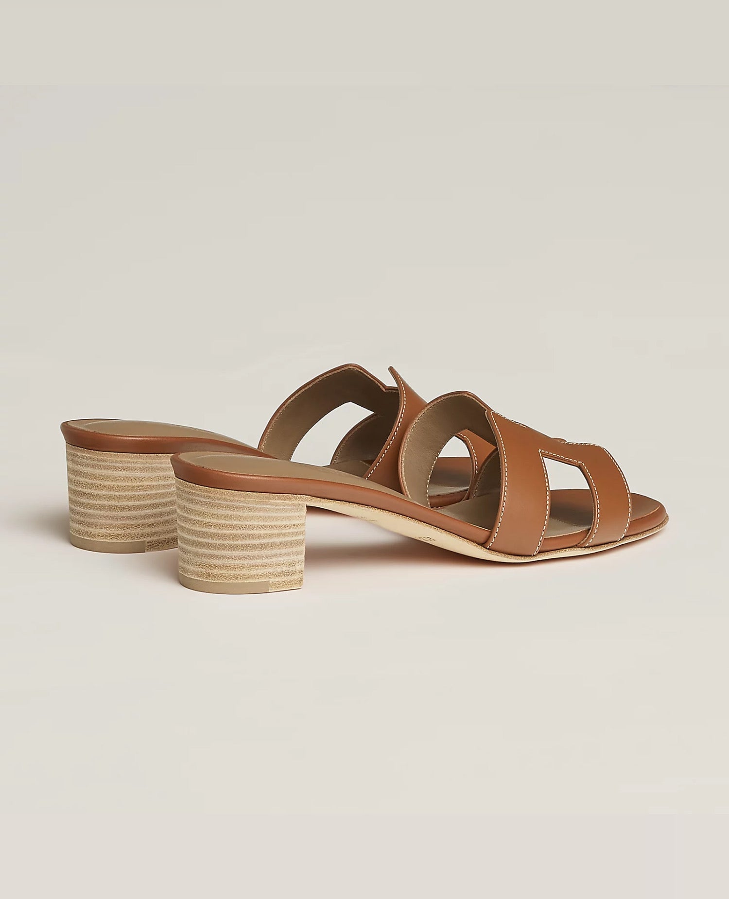 Hermès Oasis Sandal Gold