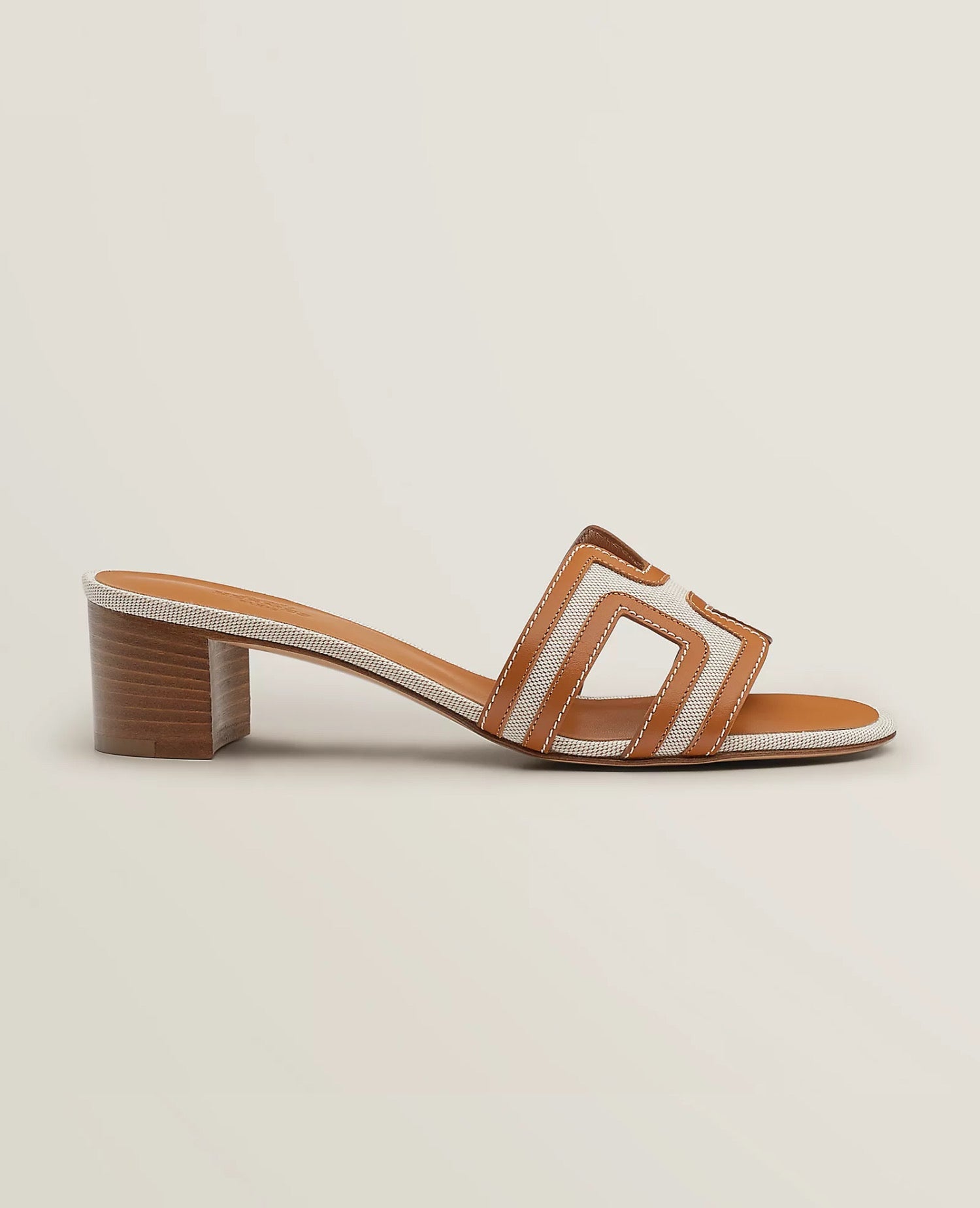 Hermès Oasis sandal Noisette / Beige Dore