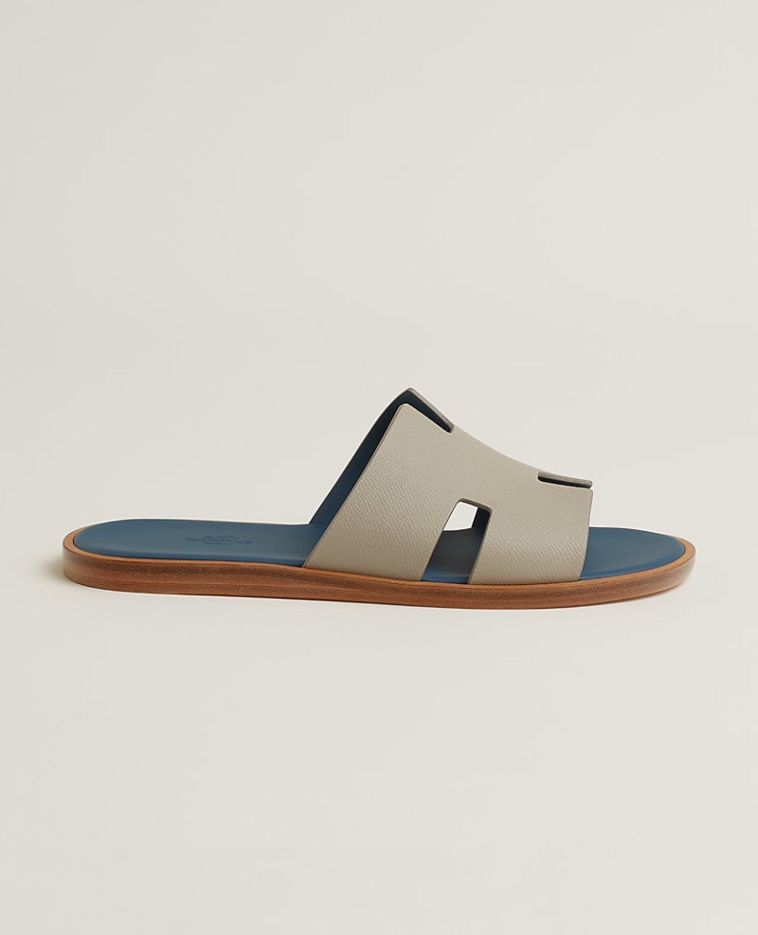 Hermès Izmir Sandal Beige Esquisse / Bleu Turquin