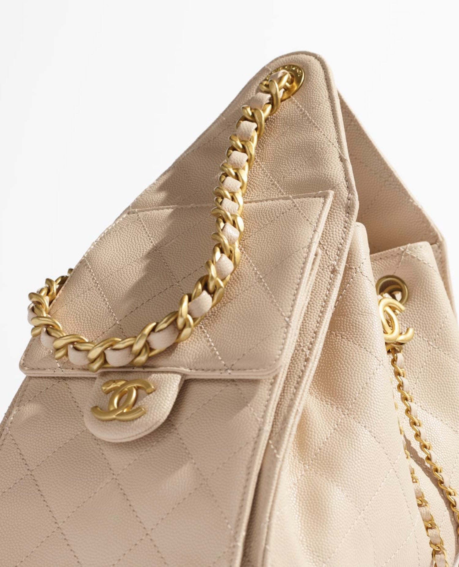 Coco 25 Small Handbag Beige