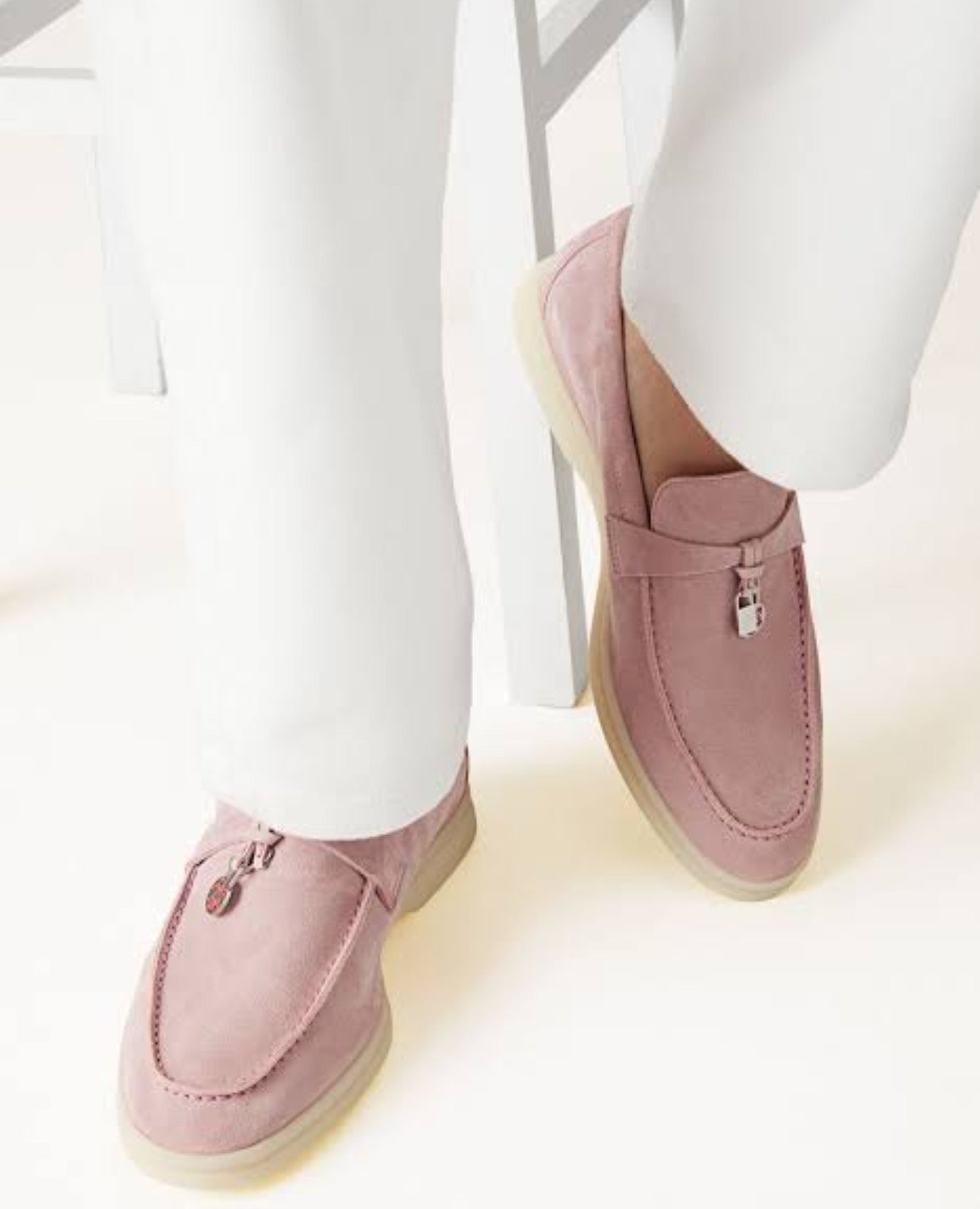 Loro Piana Summer Charms Walk Light Peony