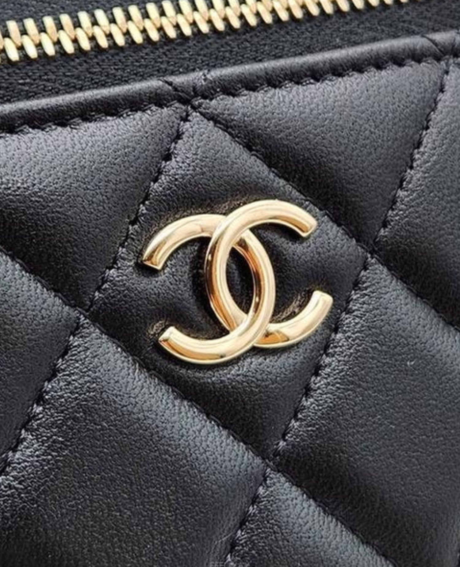 Coco Top Handle Vanity Lambskin Black