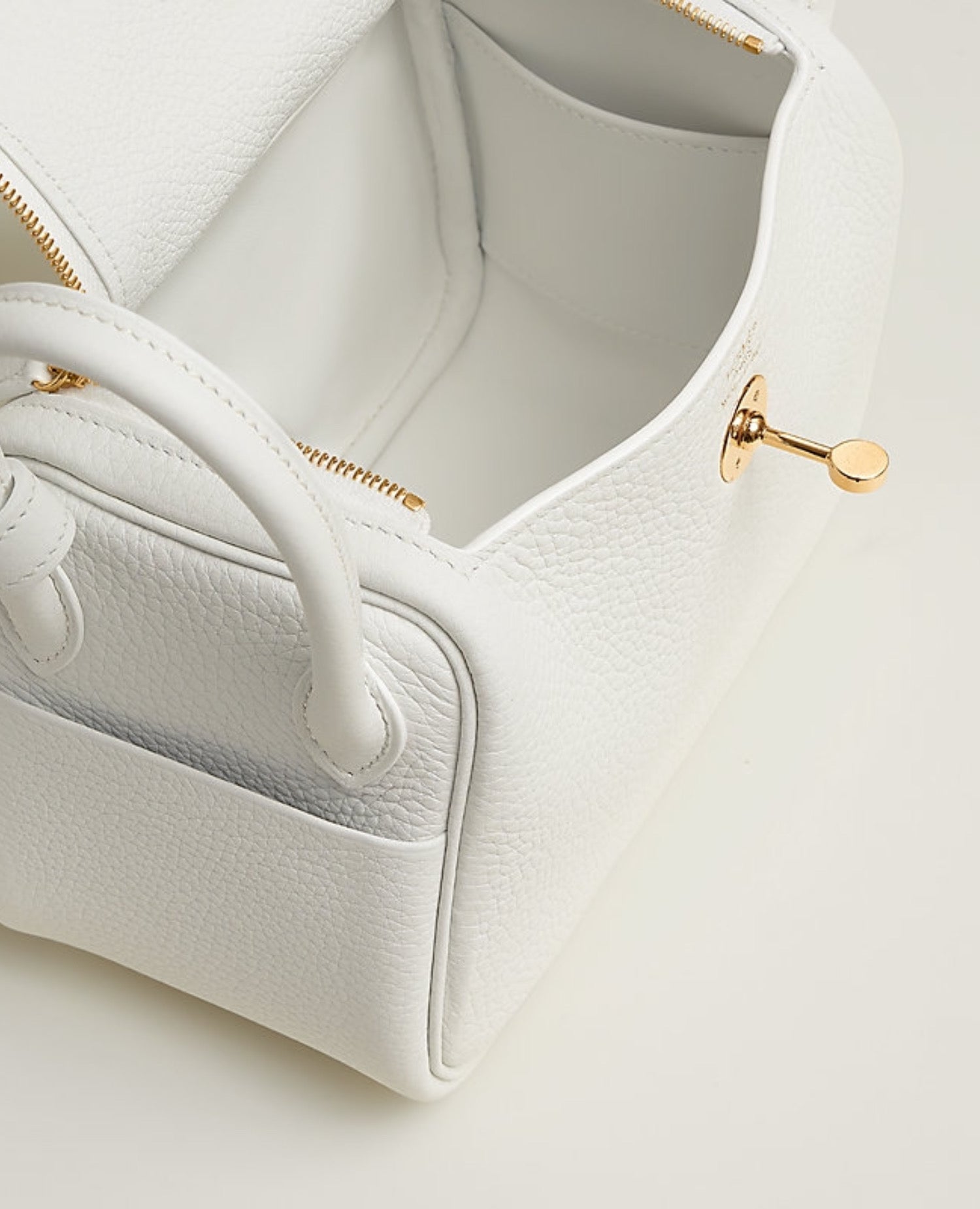 Hermès Lindy II mini bag White