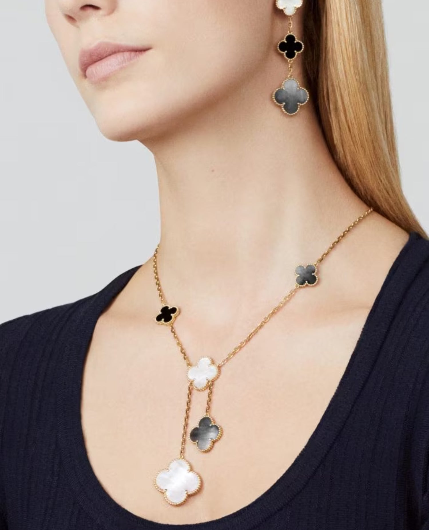 Van Cleef Magic Alhambra necklace, 6 motifs, yellow gold, Mother-of-pearl, Onyx