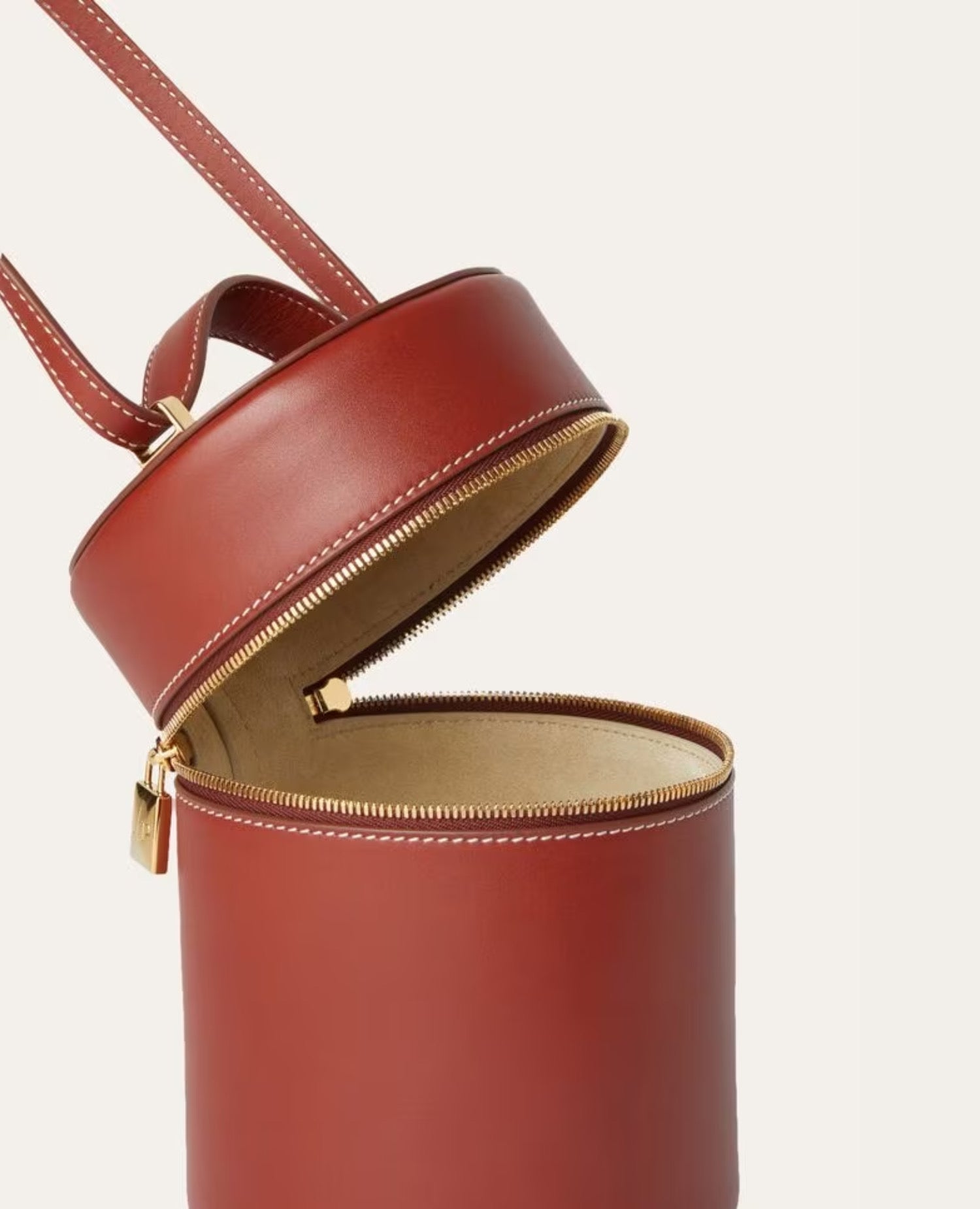 Loro Piana Extra Case Medium Deep Cummel