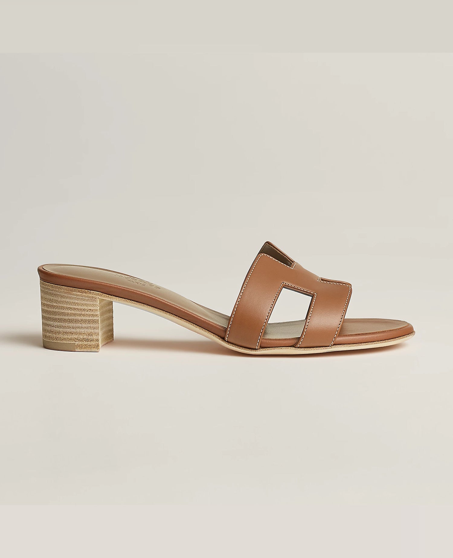 Hermès Oasis Sandal Gold