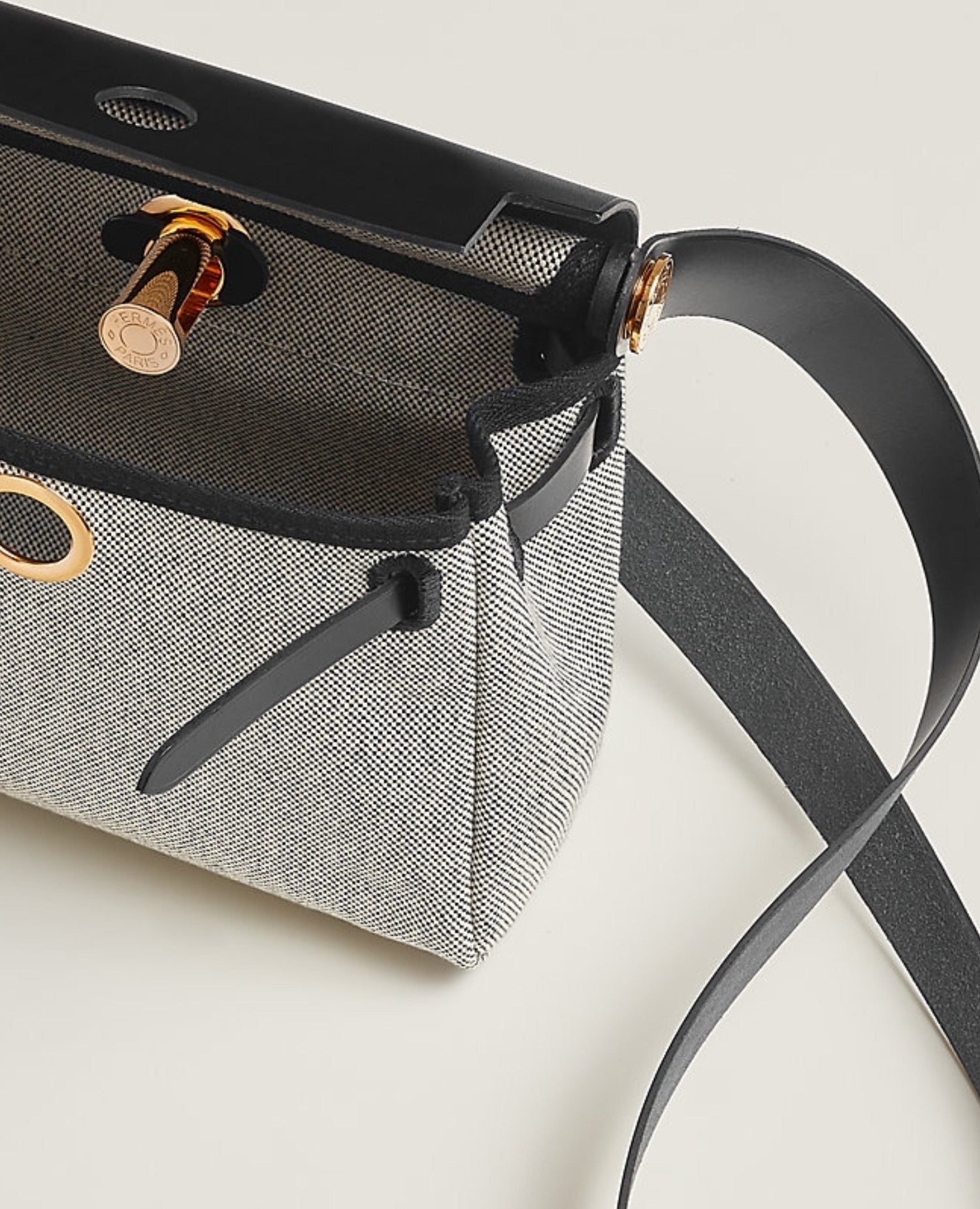 Hermès Herbag Zip 20 Bag Ecru Black