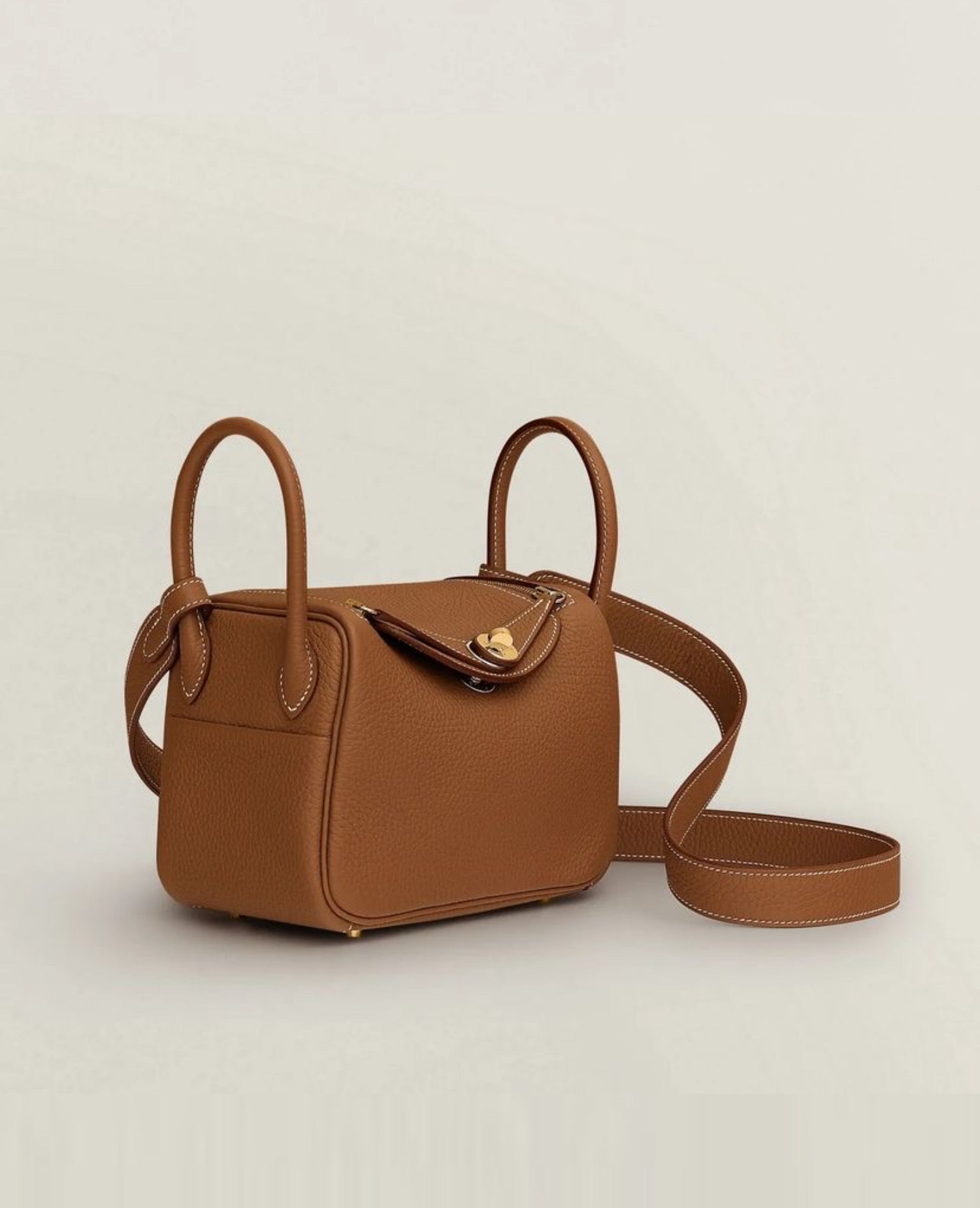 Hermès Mini Lindy 20 Bag Gold